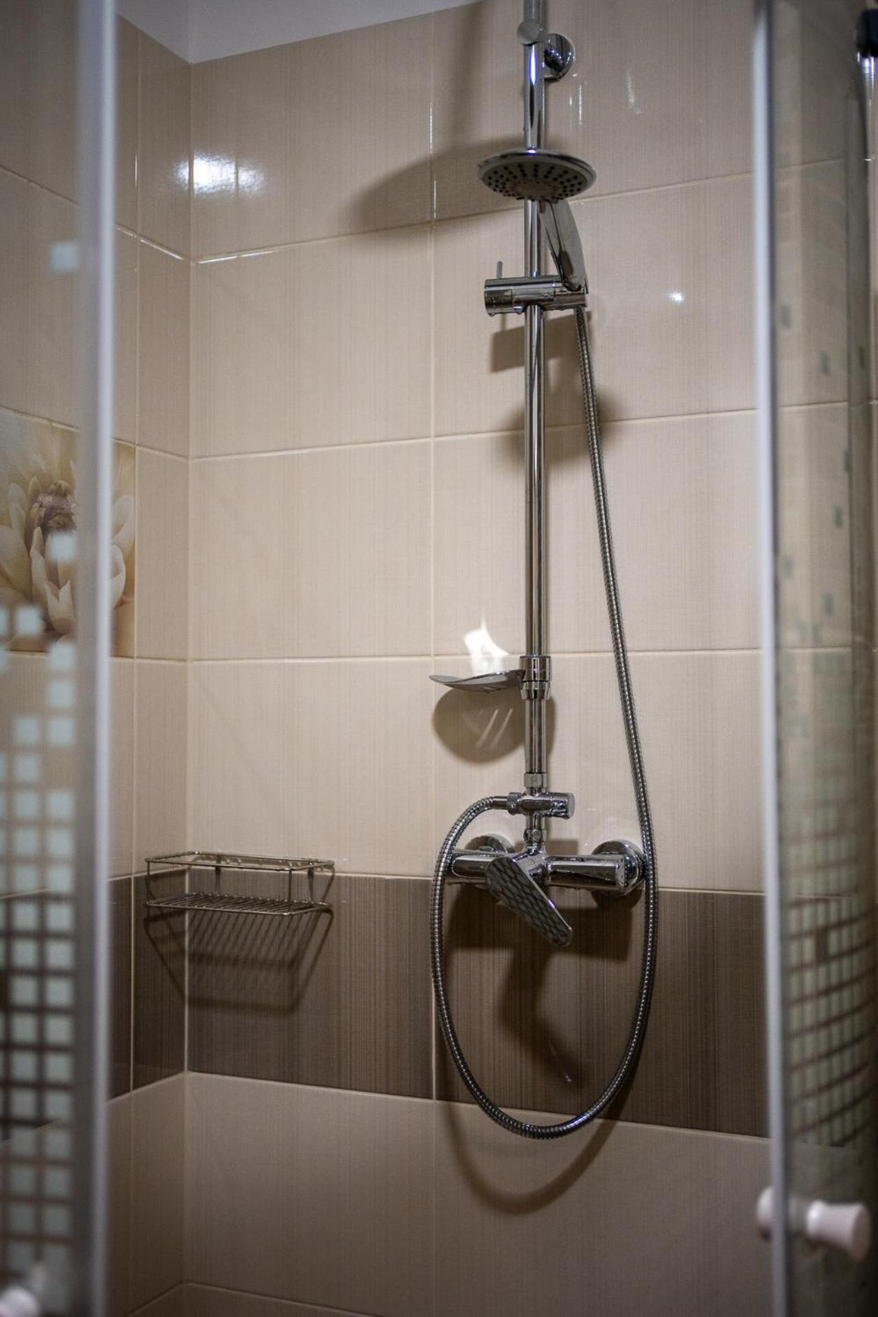 Holiday Apartmanhaz Gyula Exterior foto
